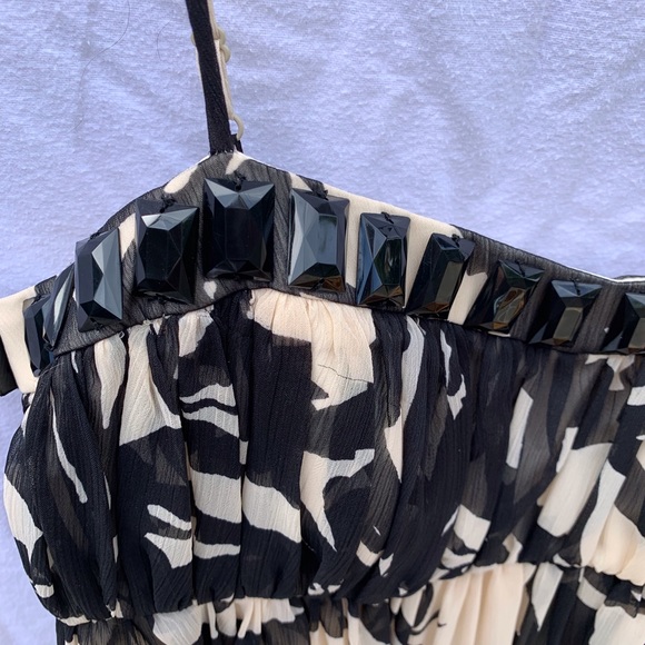 Floor length tropical print BCBG gown - Picture 2 of 4